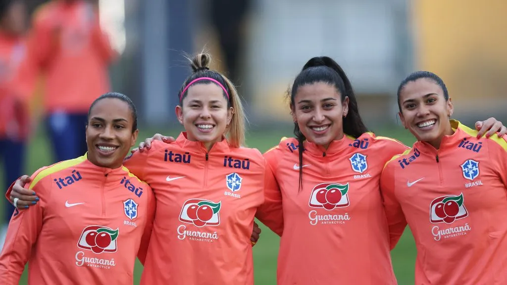 Elenco da Seleção Brasileira Feminina em preparação para a Copa América Feminina