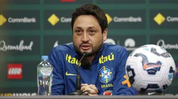 Arthur Elias pela Seleção. Foto: Rafael Ribeiro/CBF