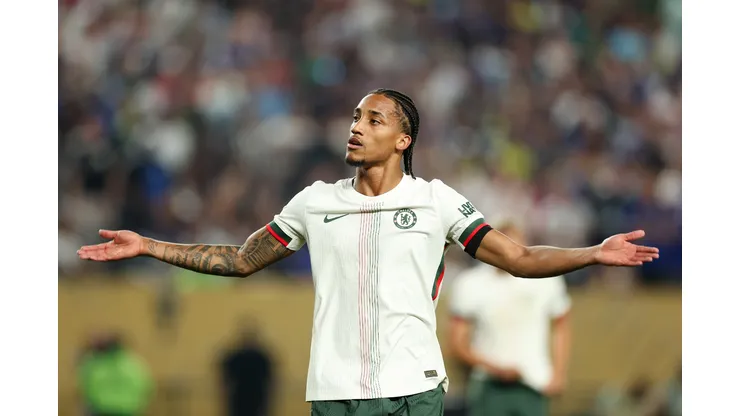 Chalobah elogiou muito o físico de João Pedro. Foto: Getty Images