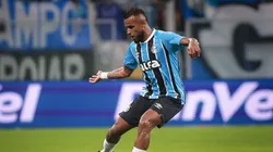 RS - PORTO ALEGRE - 08/07/2025 - RECOPA GAUCHA 2025, GREMIO X SAO JOSE - Alex Santana jogador do Gremio durante partida contra o Sao Jose no estadio Arena do Gremio pelo campeonato Recopa Gaucha 2025. Foto: Maxi Franzoi/AGIF