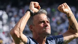 Luis Enrique comemorando classificação do Paris contra o Real.