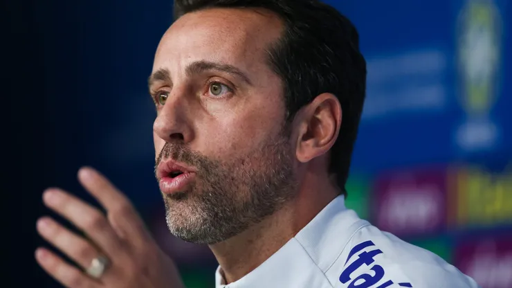 Edu Gaspar busca reforços - Foto: Buda Mendes/Getty Images.