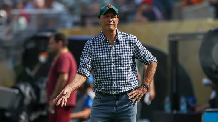 EAST RUTHERFORD, NEW JERSEY - JULY 08: Renato Portaluppi, Head Coach of Fluminense FC, looks on during the FIFA Club World Cup 2025 semi-final match between Fluminense FC and Chelsea FC at MetLife Stadium on July 08, 2025 in East Rutherford, New Jersey. (Photo by Buda Mendes/Getty Images)