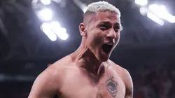 Richarlison comemorando gol pelo Tottenham.