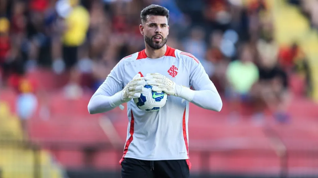 Ivan Quaresma goleiro do Internacional durante a partida entre Sport e Internacional no Estádio da Ilha do Retiro em Recife (PE), pelo campeonato brasileiro Série A. Foto: Marlon Costa/AGIF