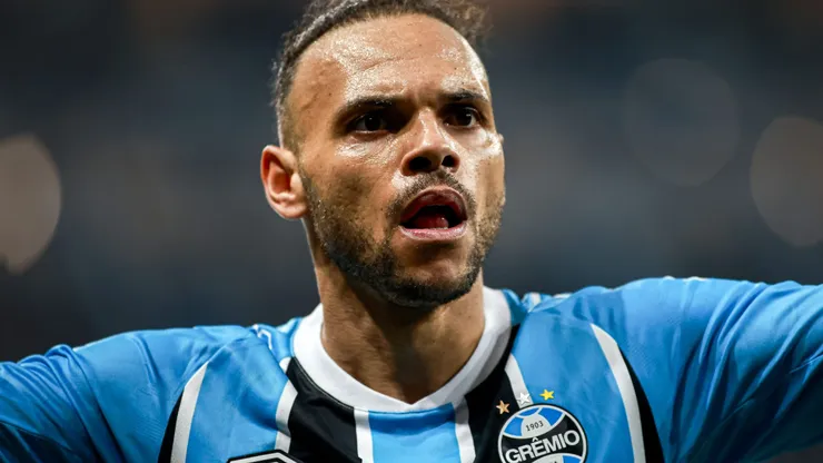 Martin Braithwaite volta após sentir dores - Foto: Maxi Franzoi/AGIF.