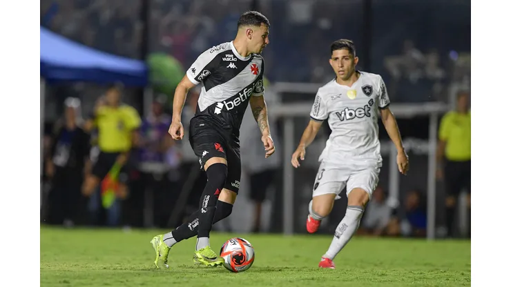 Vasco e Botafogo buscam primeira vitória no Mané Garrincha em 2025. Foto: Thiago Ribeiro/AGIF