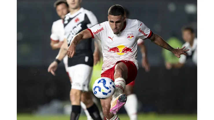 Gabriel enfrenta o Corinthians pela 1ª vez após saída e quer Bragantino firme. Foto: Jorge Rodrigues/AGIF
