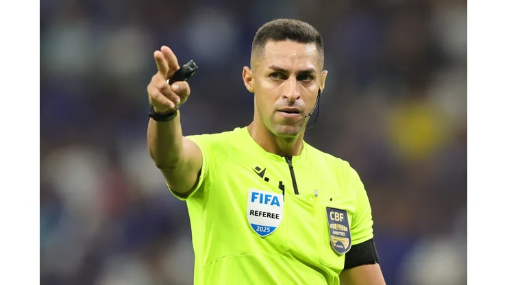 Árbitro vai apitar Botafogo x Corinthians.