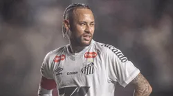 Neymar em ação pelo Santos - Foto: Raul Baretta/Santos FC