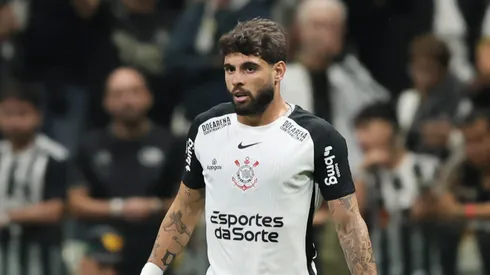 Centroavante não possui uma data exata para retornar