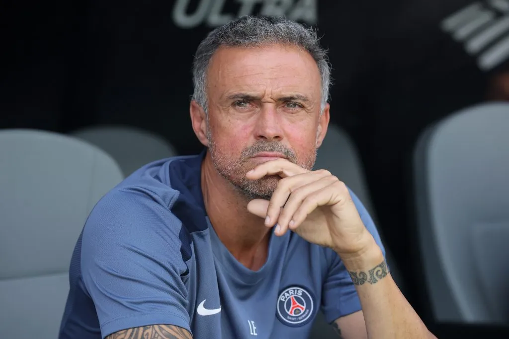 EAST RUTHERFORD, NEW JERSEY – JULY 09: Luis Enrique, Head Coach of Paris Saint-Germain, looks on during the FIFA Club World Cup 2025 semi-final match between Paris Saint-Germain and Real Madrid CF at MetLife Stadium on July 09, 2025 in East Rutherford, New Jersey. (Photo by Alex Grimm/Getty Images)