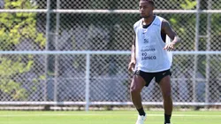 Sumido dos treinos, Palacios retorna ao Corinthians em meio a proposta dos EUA. Foto: Marcello Zambrana/AGIF