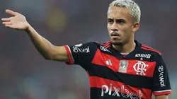 Matheus Gonçalves em ação pelo Flamengo - Foto: Buda Mendes