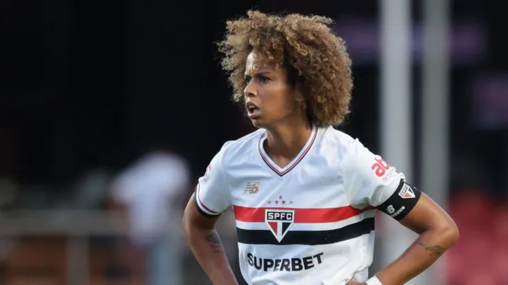 SP - SAO PAULO - 15/03/2025 - SUPERCOPA 2025, SAO PAULO X CORINTHIANS FEMININO - jogadora do Sao Paulo durante partida contra o Corinthians no estadio Morumbi pelo campeonato Supercopa 2025. Foto: Marcello Zambrana/AGIF