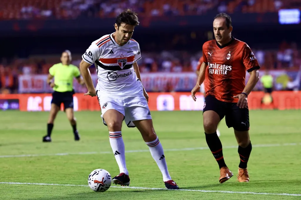 SP – SAO PAULO – 16/12/2023 – SAO PAULO X MILAN, REENCONTRO DE GIGANTES – Kaka  jogador do Sao Paulo durante partida contra o Milan no estadio Morumbi pelo campeonato. Foto: Marcello Zambrana/AGIF