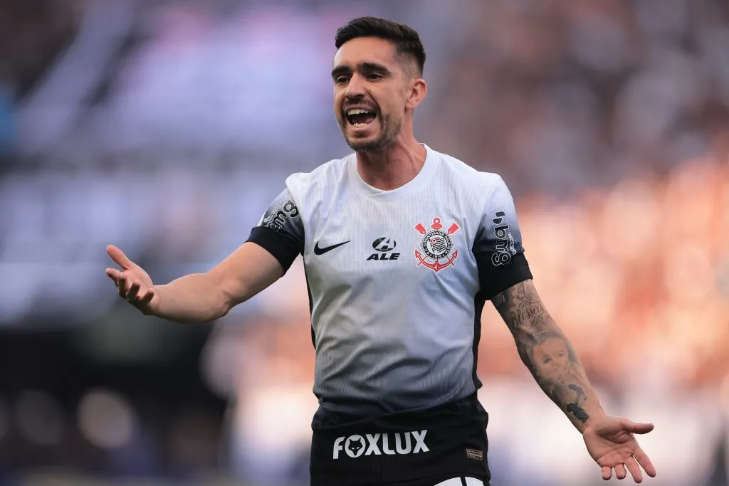 Camisa 77 não rendeu o esperado no Corinthians. Foto: Ettore Chiereguini/AGIF
