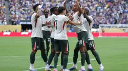 EAST RUTHERFORD, NEW JERSEY - JULY 08: Joao Pedro of Chelsea FC celebrates scoring his team's first goal with teammates during the FIFA Club World Cup 2025 semi-final match between Fluminense FC and Chelsea FC at MetLife Stadium on July 08, 2025 in East Rutherford, New Jersey. (Photo by Buda Mendes/Getty Images)