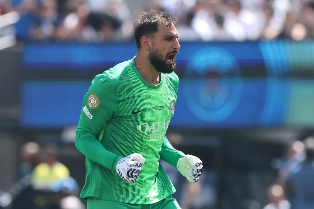 EAST RUTHERFORD, NEW JERSEY – JULY 09: Gianluigi Donnarumma #1 of Paris Saint-Germain celebrates after Fabian Ruiz #8 (not pictured) scores his team’s first goal during the FIFA Club World Cup 2025 semi-final match between Paris Saint-Germain and Real Madrid CF at MetLife Stadium on July 09, 2025 in East Rutherford, New Jersey. (Photo by Alex Grimm/Getty Images)