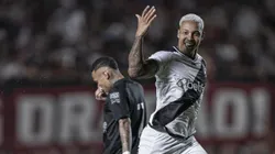 David, jogador do Vasco, comemora seu gol durante partida contra o Atlético-GO, pelo Brasileirão Betano de 2024. Foto: Heber Gomes/AGIF.
