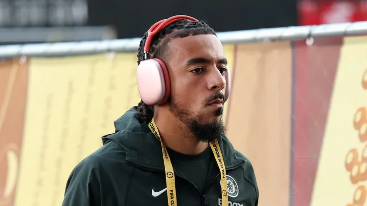 Malo Gusto antes da partida entre Palmeiras x Chelsea-ING