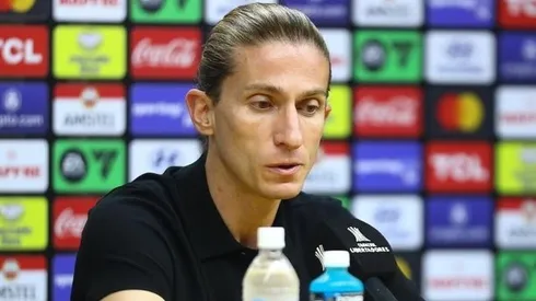Filipe Luís durante entrevista coletiva após jogo contra o São Paulo. Foto: Gilvan de Souza/CRF