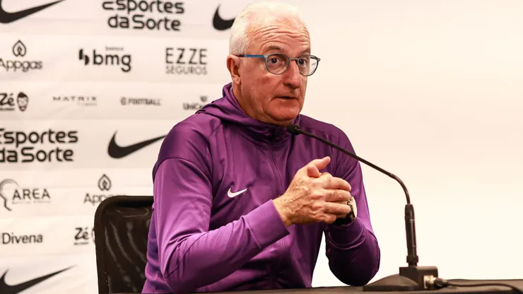 Dorival falou sobre o Timão no mercado da bola