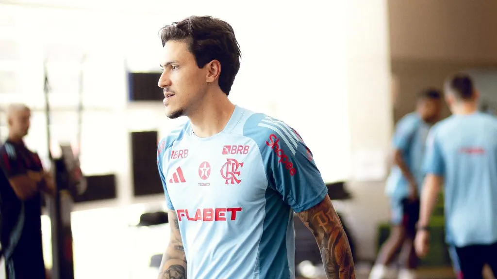 Pedro precisa se provar para ganhar oportunidade no elenco – Foto: Adriano Fontes/Flamengo