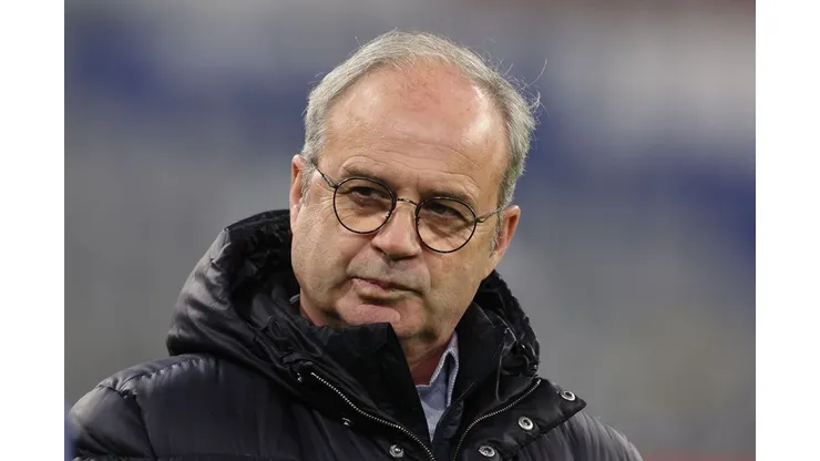 Luís Campos foi o responsável por erguer o PSG. Foto: Alexander Hassenstein/Getty Images)