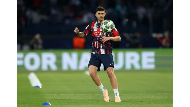 PARIS, FRANCE - APRIL 09: Lucas Beraldo of Paris Saint-Germain warms up prior to the UEFA Champions League 2024/25 Quarter Final First Leg match between Paris Saint-Germain and Aston Villa FC at Parc des Princes on April 09, 2025 in Paris, France. (Photo by Carl Recine/Getty Images)