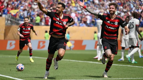 PHILADELPHIA, PENNSYLVANIA - JUNE 20: Danilo #13 of CR Flamengo celebrates with Leo Pereira #4 of CR Flamengo after scoring his team's second goal during the FIFA Club World Cup 2025 group D match between CR Flamengo and Chelsea FC at Lincoln Financial Field on June 20, 2025 in Philadelphia, Pennsylvania. (Photo by David Ramos/Getty Images)