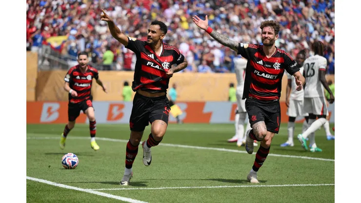 PHILADELPHIA, PENNSYLVANIA - JUNE 20: Danilo #13 of CR Flamengo celebrates with Leo Pereira #4 of CR Flamengo after scoring his team's second goal during the FIFA Club World Cup 2025 group D match between CR Flamengo and Chelsea FC at Lincoln Financial Field on June 20, 2025 in Philadelphia, Pennsylvania. (Photo by David Ramos/Getty Images)