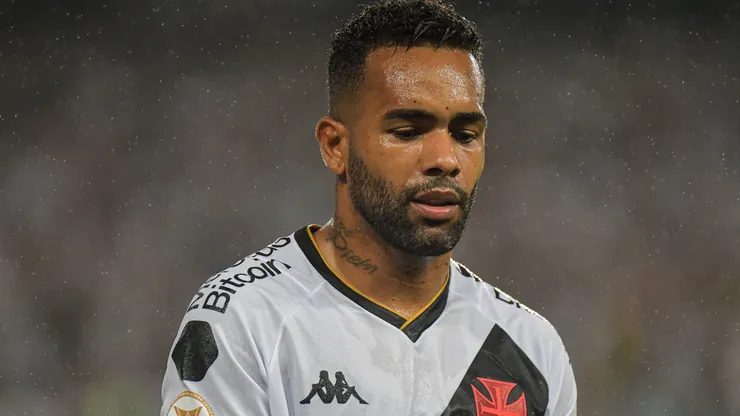 Alex Teixeira acumula marca negativa pelo Vasco - Foto: Thiago Ribeiro/AGIF