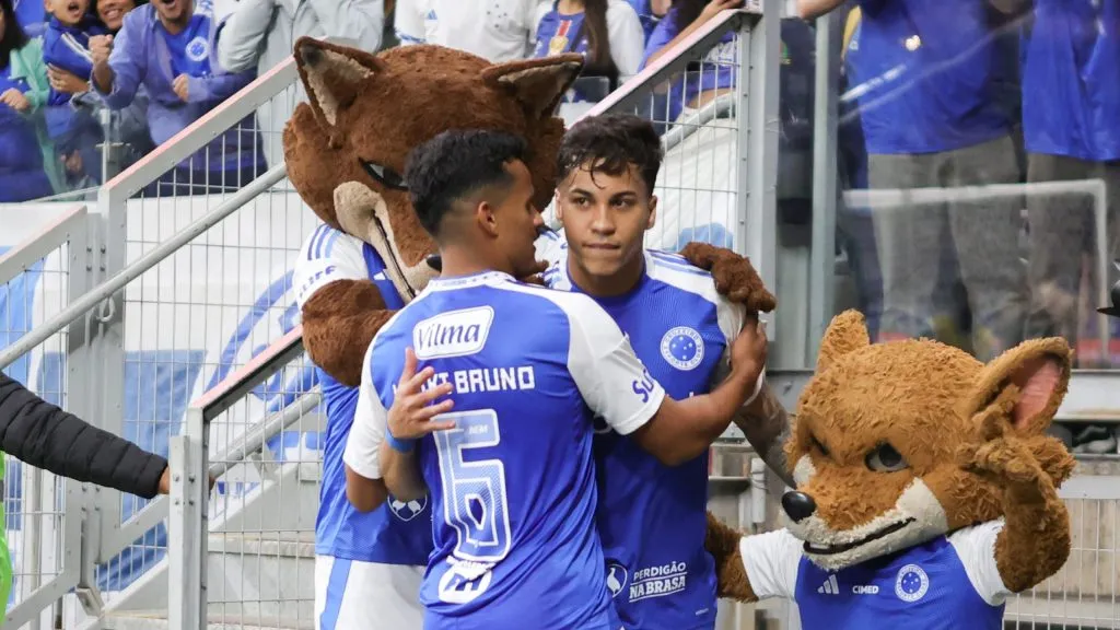 Kaio Jorge, atleta da Raposa. Foto: Gilson Lobo/AGIF.