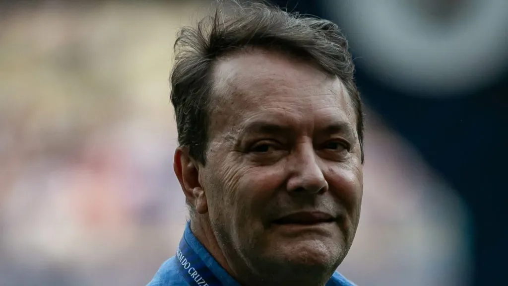 Foto: Fernando Moreno/AGIF – Pedro Lourenço, dono do Cruzeiro, acerta compra da joia do Flamengo.