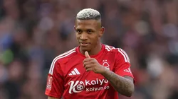 Danilo, meio-campista do Nottingham Forest - Foto: Alex Pantling/Getty Images