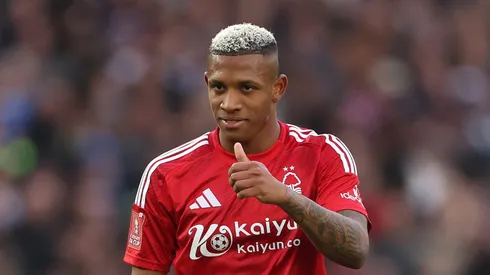 Danilo, meio-campista do Nottingham Forest – Foto: Alex Pantling/Getty Images