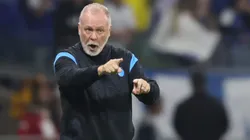 Mano Menezes quer a manutenção do jovem no Grêmio.