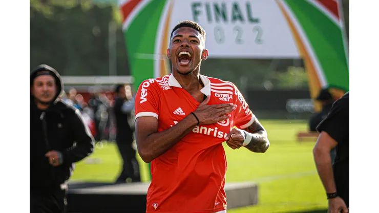 Internacional fecha venda de Matheus Dias por R$ 6 milhões