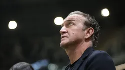 Cuca, técnico do Atlético-MG, durante partida contra o Internacional, pelo Brasileirão Betano. Foto: Gilson Lobo/AGIF.
