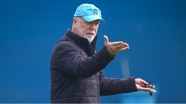 Mano Menezes sonha com novidades chegando ao Grêmio - FOTO: LUCAS UEBEL/GREMIO FBPA.