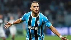 Martin Braithwaite comemora gol marcado pelo Grêmio. Foto: Sipa US