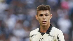 Gabriel Moscardo em campo pelo Corinthians.