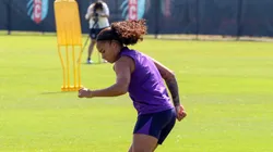 Jogadora do Corinthians durante treinamento. Foto: Divulgação/Corinthians