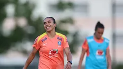 Marta durante preparação para amistoso contra França. Foto: Lívia Villas Boas/CBF