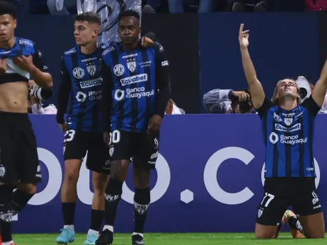 Del Valle goleia o Vasco e encaminha classificação na Sula