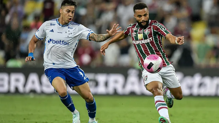 Samuel Xavier e Kaio Jorge durante Fluminense x Cruzeiro pelo Brasileirão 2024 - Foto: Thiago Ribeiro/AGIF