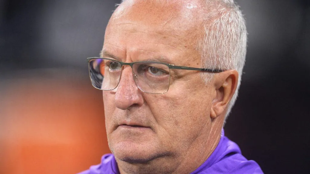 Dorival Júnior durante partida. Foto: Alan Morici/AGIF