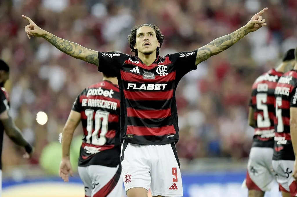 Pedro tem salário inferior ao de 17 jogadores do Flamengo. Foto: Alexandre Loureiro/AGIF