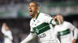 Dellatorre Coritiba comemora seu gol